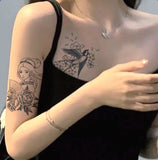 Tatouage jagua fleurs et hirondelle