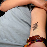 Tatouages temporaire texte