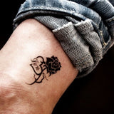 5 tattoos rose et coeur et inscription love