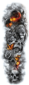 Très grand tatouage temporaire représentant un lion, des crânes et des boules de feu