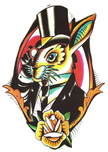 Grand tatouage lapin en costume